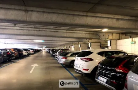 Parcheggio P1 Aeroporto Malpensa foto 1