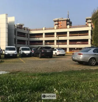 Le Torri Parking foto 2