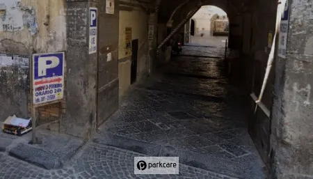 Vesuvio Parking foto 3